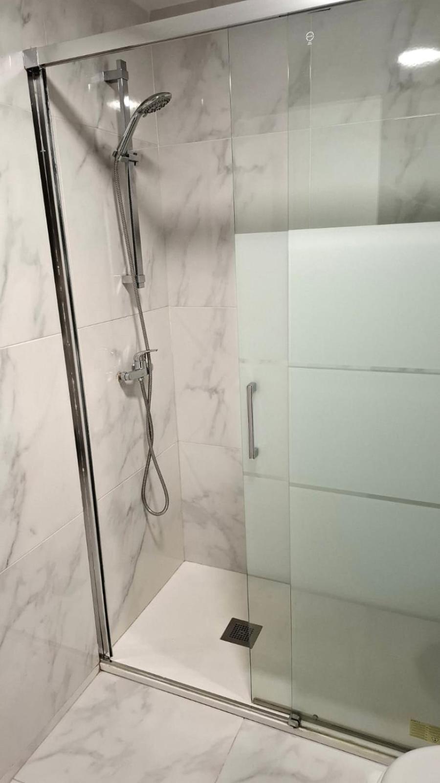 Moderno Apartamento Con Garaje Privado En El Centro De Vigo Dış mekan fotoğraf