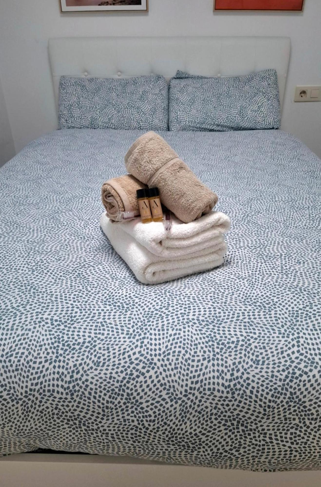 Moderno Apartamento Con Garaje Privado En El Centro De Vigo Oda fotoğraf